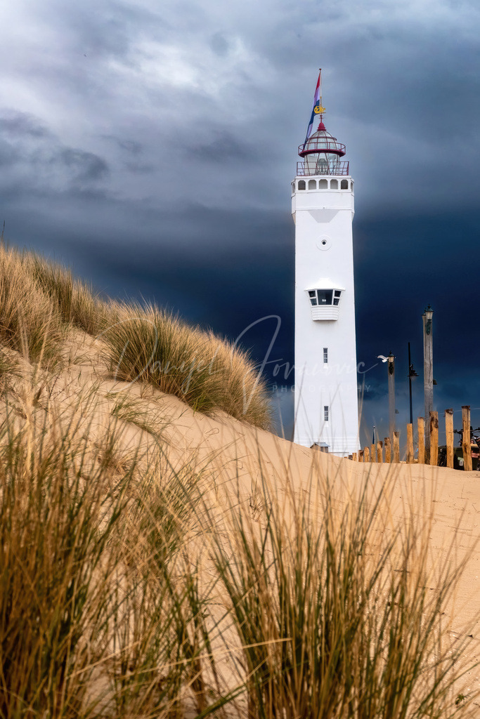 Leuchtturm | Leuchtturm in Noordwijk aan Zee mit Gewitterstimmung