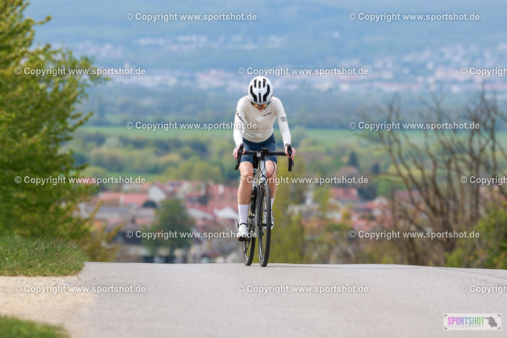 462_AR6_2401 | Neusiedlersee Radmarathon 2026@sportshot_your_pictrs #yourpictures#roadtowm2029 #nrm #neusiedlerseeradmarathon #neusiedlersee #neusiedlerseetourismus #burgenland #mörbisch #nrm26 #burgenlandtourismus #voglundco #poweredbyburgenlandtourismus #radsport #rad #marathon #ucigranfondo #visitburgenland #ucigranfondoworldseries