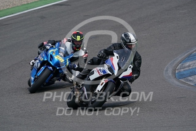 2022_05_10_PBK_33647 | Sportfotografie; SlowMotion; Video; Rennstrecke; Hafeneger; Speer; Racing; RSE; BMW; CBO; Trackday; Motorsportarena; Hockenheimring; Brno; Most; Barcelona; Valencia