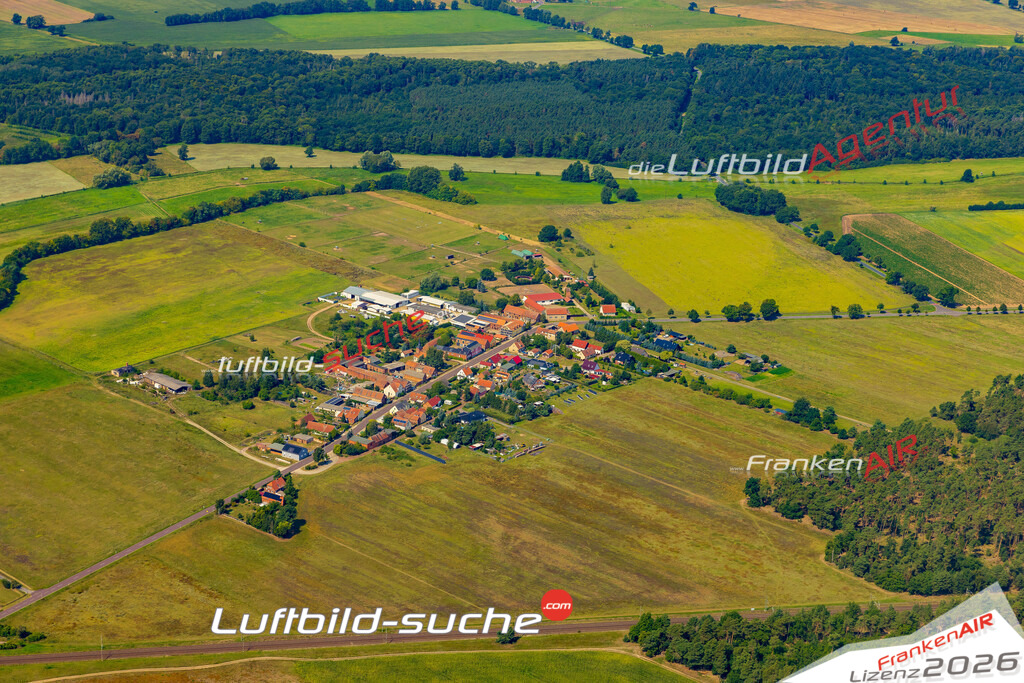 Zibberick Angern Bild- Das Luftbild wurde 2025 vom UL-Flugzeug heraus erstellt ( keine Drohne bzw. Drohnenaufnahme ) - Hochauflösende Luftaufnahme -Nicht vergleichbar mit Google Maps oder Satelittenbilder- Die Geschenkidee !Mit Lizenz und Bildrechte bestellbar - CC