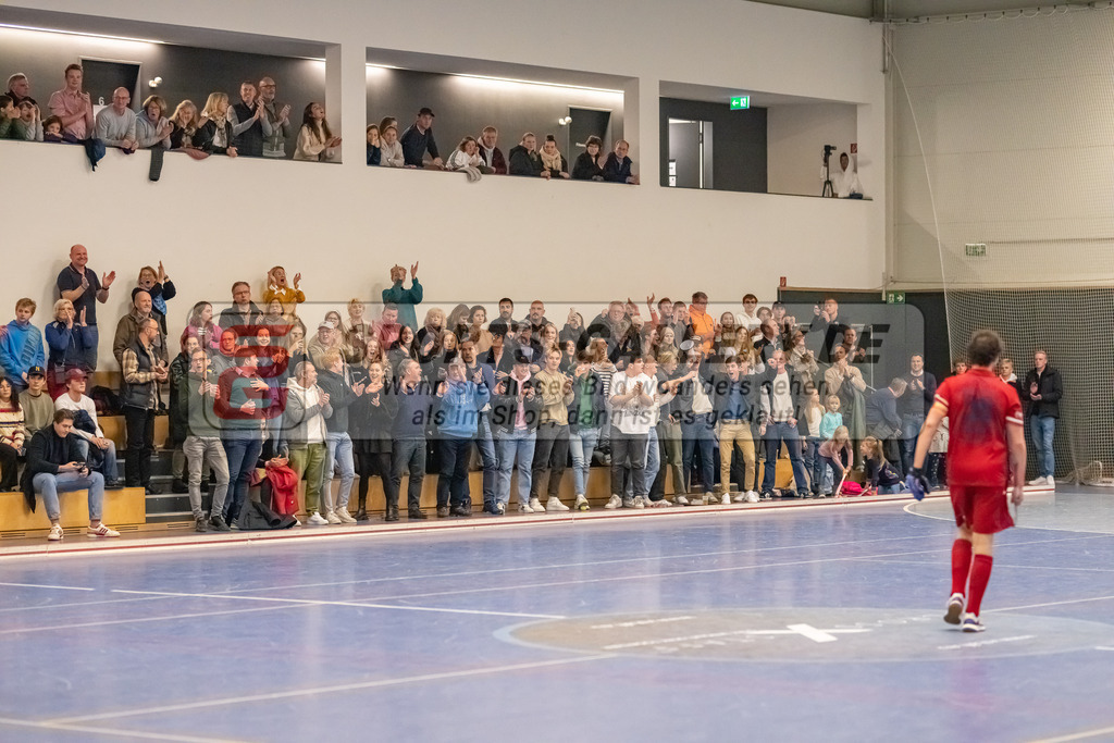 HK_20221203_102072 | 1. Bundesliga ( Halle ) Herren Düsseldorfer HC -  Schwarz Weiß Neuss am 3.12.2022 Düsseldorfer HC, Düsseldorf , Zuschauer