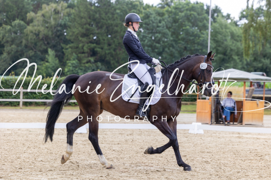 7I8A4436 | melanie-engelhardt-photography - Realisiert mit Pictrs.com