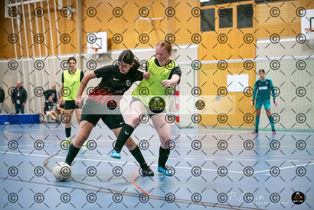 20251130_FCR-Hallenturnier-FF-17_RAW-4_034-85 | Sport und Naturfotografie von Roberto Esposito zeigt echte Momente Bewegung und die Schönheit der Natur. Ausdrucksstarke Bilder schaffen Emotionen.