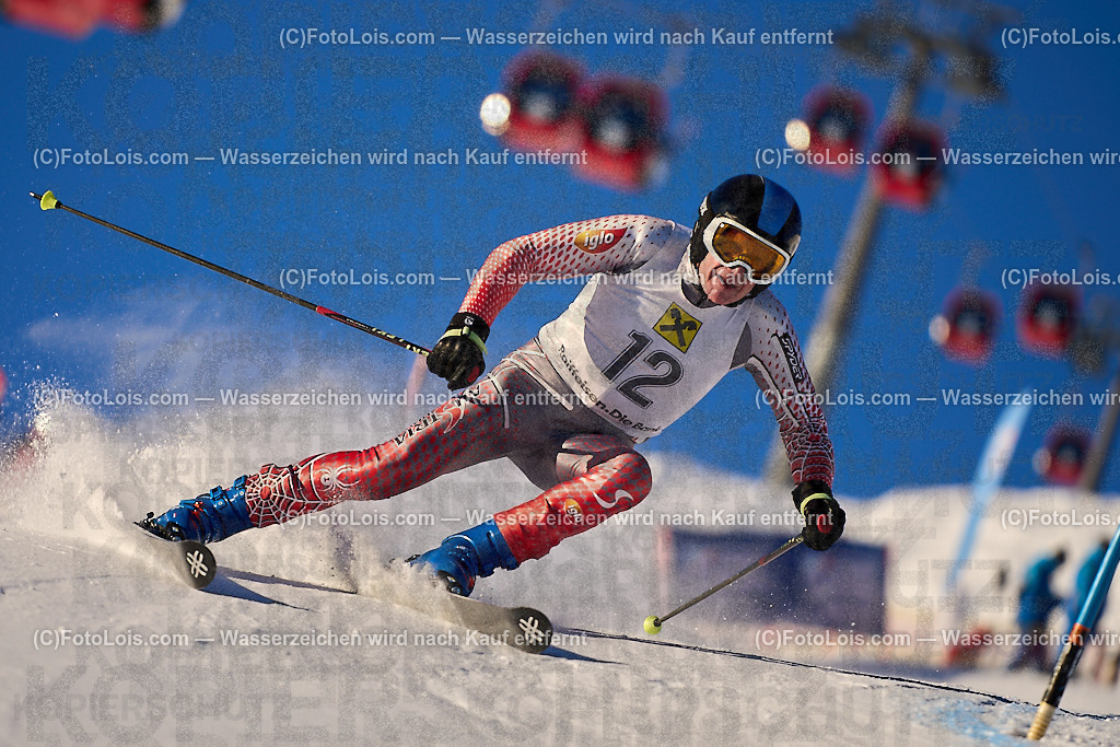 ALP2434_MASTERS-Cup_GS-B Herrn_Praxmarer Hans | (C)FotoLois.com, Alois Spandl. FIS Masters-Cup Wildschönau, Giant Slalom auf der Piste Schatzberg GS, Siegerehrung auf dem Dorfplatz Niederau, Sa 13. Januar 2024.