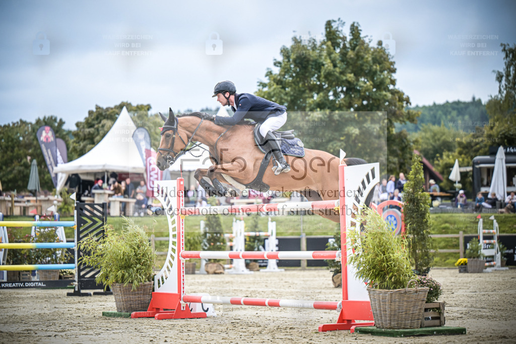 DOS_0294 | Entdecke hochwertige Reitturnierfotos von Foto Oger. Professionell, emotional und authentisch – jetzt Lieblingsmomente im Shop bestellen. - Realisiert mit Pictrs.com