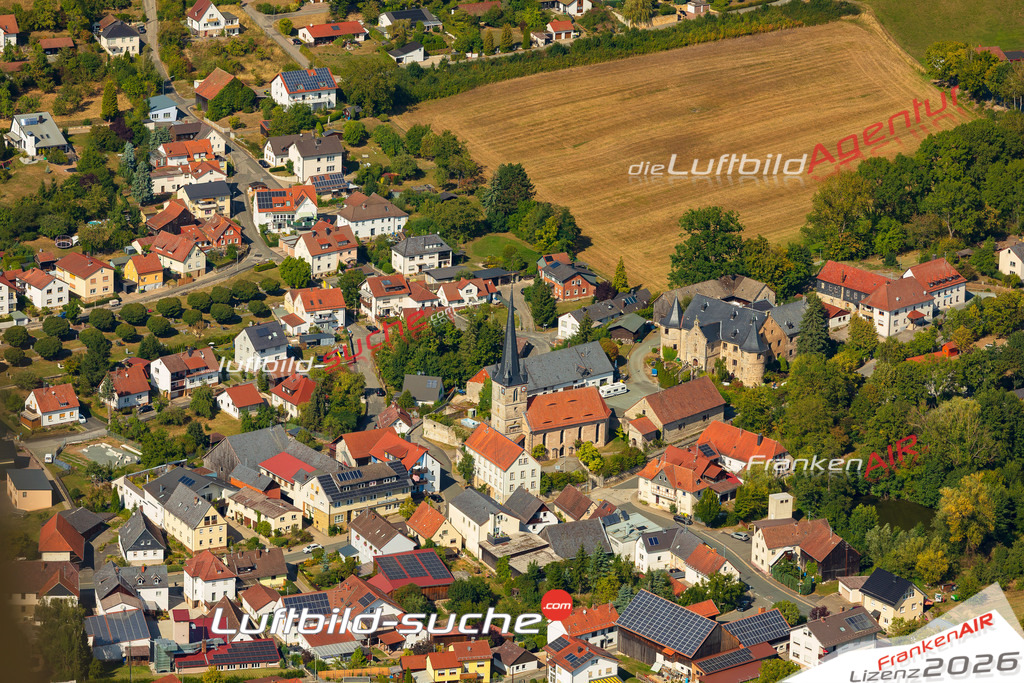 Luftaufnahme Schmölz Küps - Die Luftaufnahme wurde 2025 vom UL-Flugzeug heraus erstellt ( keine Drohne ) - Hochauflösende Luftaufnahme - für professionelle Ausdrucke geeignet. Die Geschenkidee !Mit Lizenz und Bildrechte bestellbar