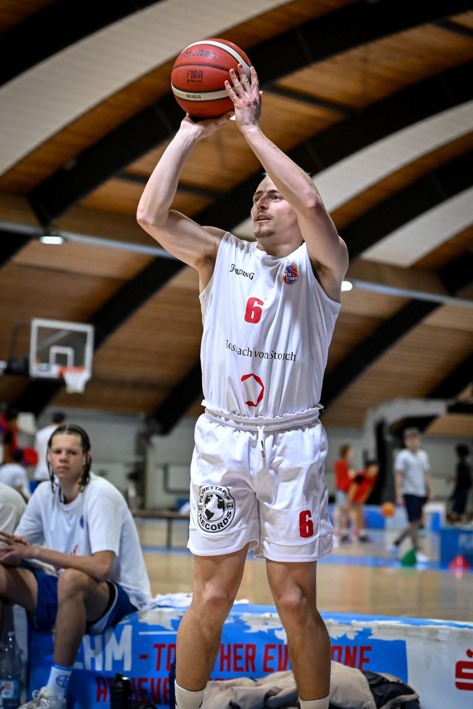 gml_052 | Fotos von Basketballspielen aus dem Raum NRW fotografiert von Gero Mueller-Laschet und Daniel Schaefer - Realisiert mit Pictrs.com