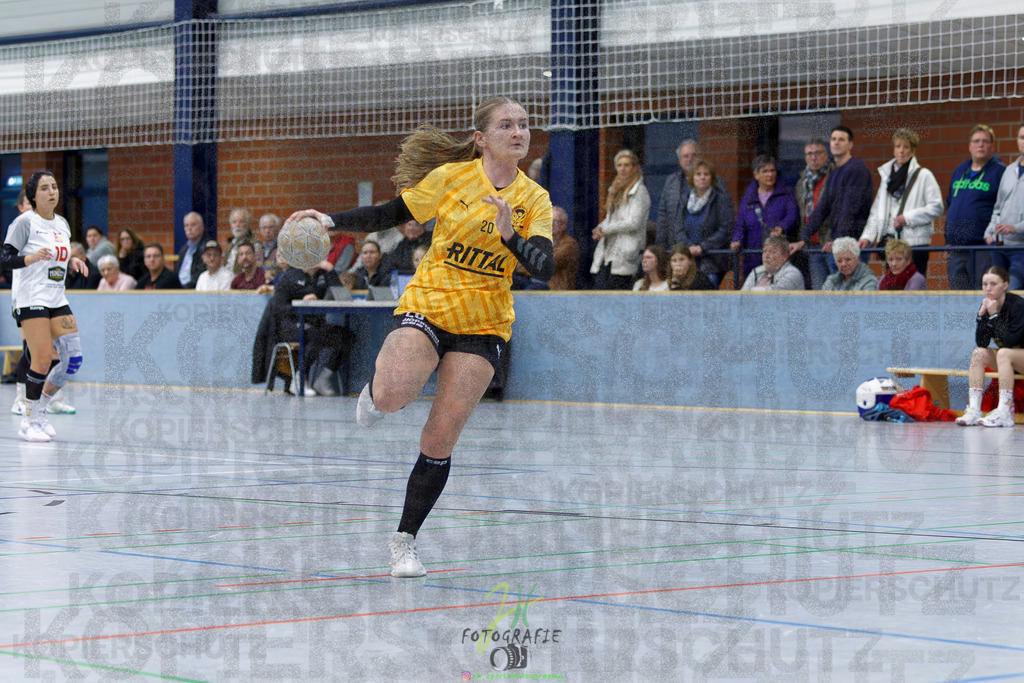 Frauen Oberliga Mitte (HHV); HSG Eibelshausen/Ewersbach - HSG Wettenberg II | Frauen Oberliga Mitte (HHV); HSG Eibelshausen/Ewersbach - HSG Wettenberg II am 13.12.2025 in Steinbrücken (Sporthalle am Hammerweiher)Photo © 2025 - Jörg Heinrich - Realisiert mit Pictrs.com