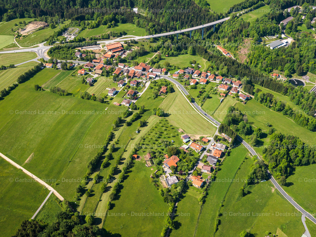 2724359 | Ort bei Freyung