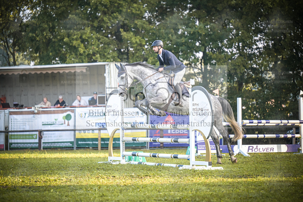 DOS_0201 | Entdecke hochwertige Reitturnierfotos von Foto Oger. Professionell, emotional und authentisch – jetzt Lieblingsmomente im Shop bestellen. - Realisiert mit Pictrs.com