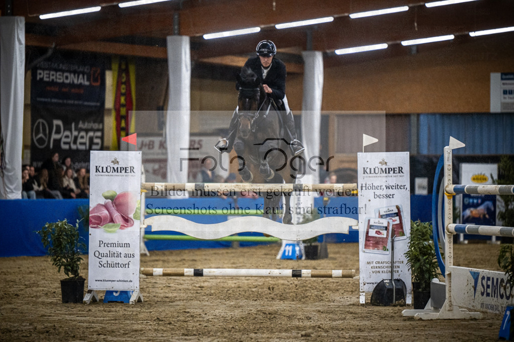 DOS_1693 | Entdecke hochwertige Reitturnierfotos von Foto Oger. Professionell, emotional und authentisch – jetzt Lieblingsmomente im Shop bestellen.Deutschlandweite Turnierfotografie. - Realisiert mit Pictrs.com