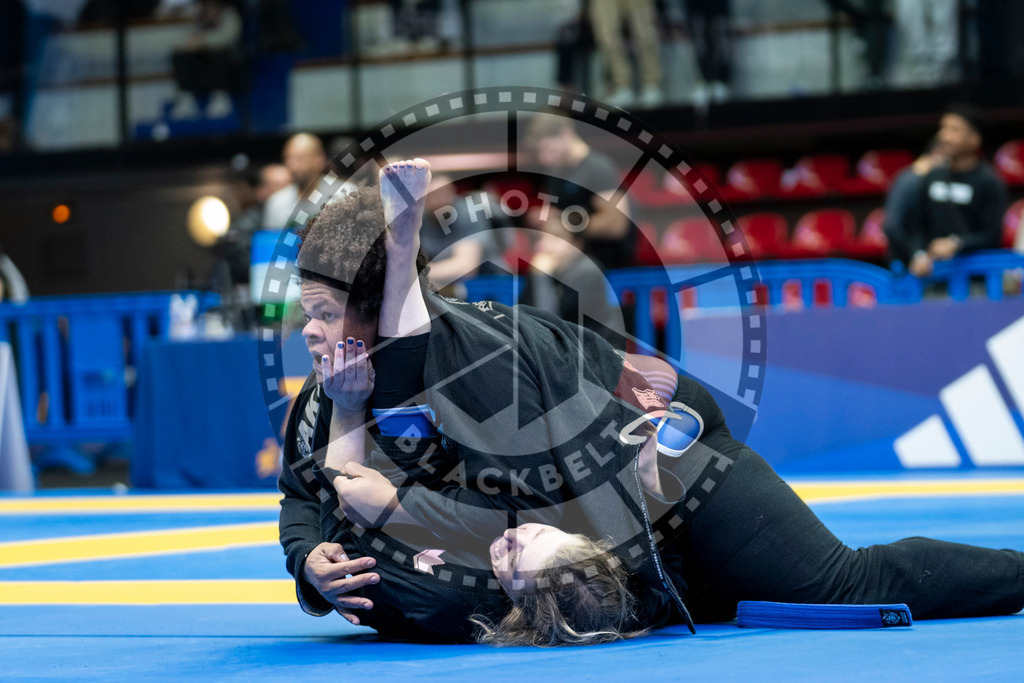 20240121PBB7215 | Photoblackbelt is martial arts photography and more. 
Reportage, sport, action.