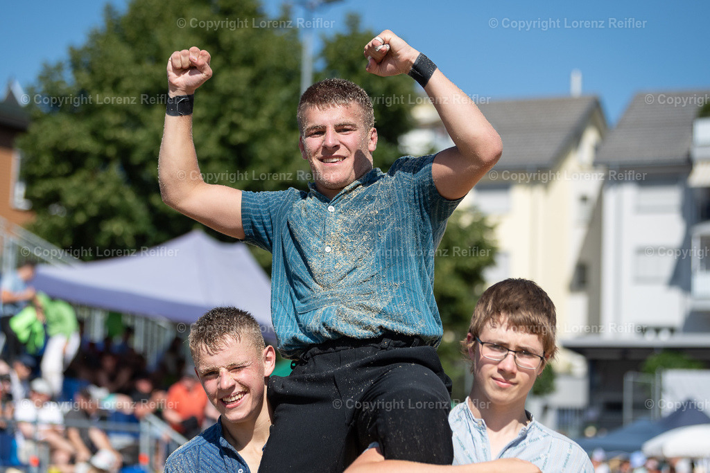 Schwingen -  Appenzeller Kantonal Nachwuchsschwingfest 2023 | Oberegg, 8.7.23, Schwingen - Appenzeller Kantonal Nachwuchsschwingfest. Sieger Jahrgang 2006-2007 Jäger Mathias (2006 Schwellbrunn)