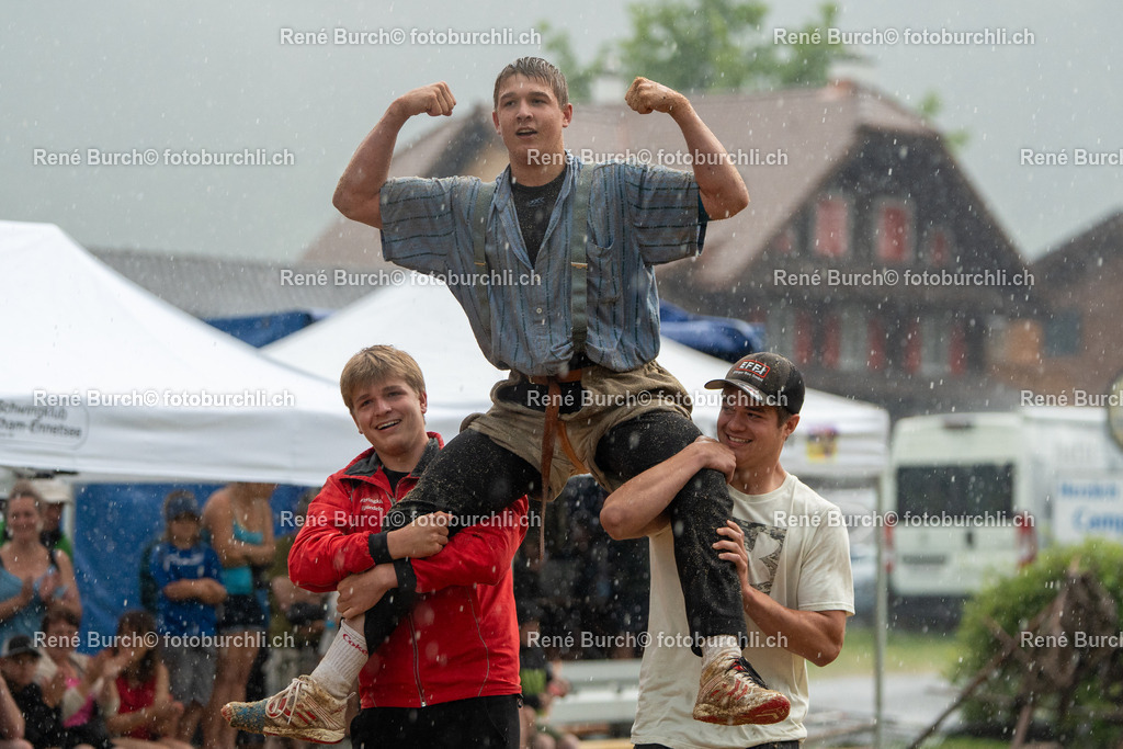 Sieger Steinauer Silvan | René Burch leidenschaftlicher Fotograf aus Kerns in Obwalden.  Hier finden sie Sport, Landschaft und Natur Fotografie.
 - Realisiert mit Pictrs.com