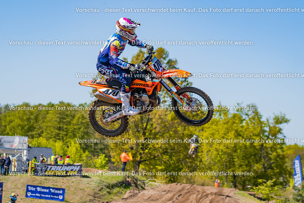 04_26_Masters-5063 | Sportfotografin aus Berlin-Brandenburg mit Fokus auf Motocross. Ich halte deine sportliche Leistung und echte Emotionen auf und neben der Strecke professionell fest. Entdecke die Fotos von deinem Rennen und bestelle sie direkt hier im Shop.
