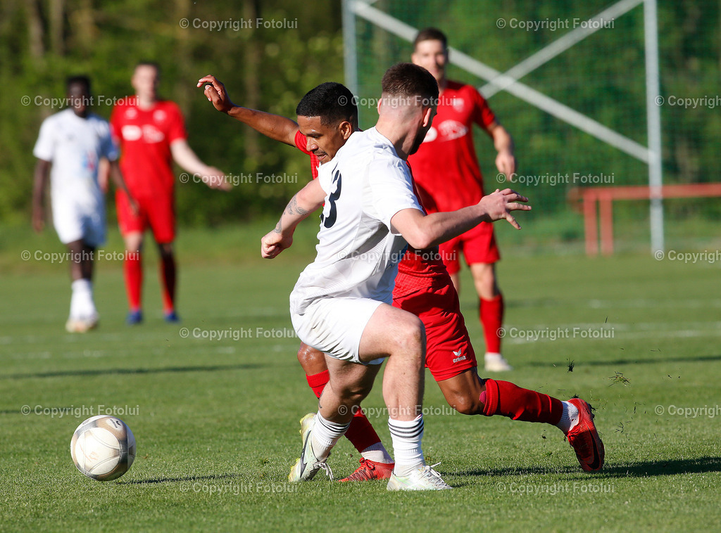 A_LUI-20250419_27 | SPORT FUSSBALL REGIIONALLIGAMITTE ASKOE OEDT-WAC AMATEURE 19.4.2025 IM BILD: VALDIR HENRIQUE (OEDT) UND KYRYLO ROMANUK (WACAMATEUERE) FOTO:FOTOLUI