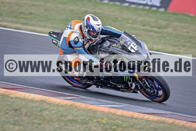 spof5951 | Professionelle Fotos von Sportveranstaltungen, aber auch Hochzeiten und anderen Events. - Realisiert mit Pictrs.com