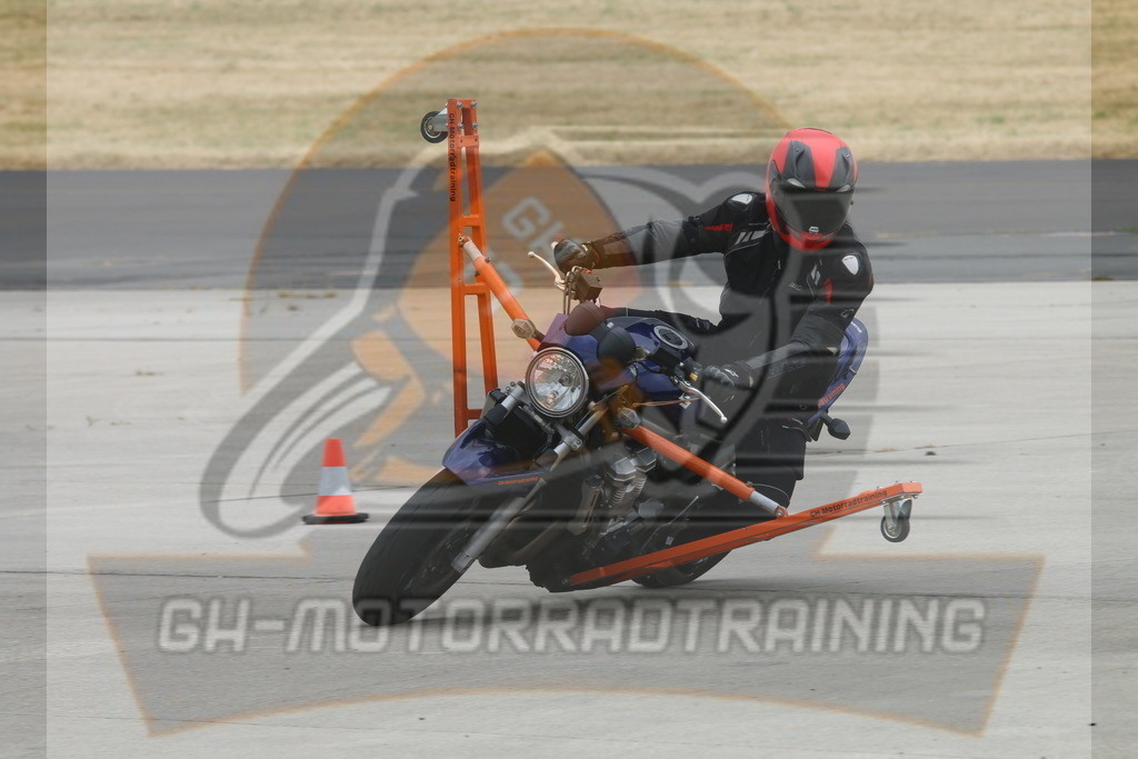 IMG_3191 | gh-motorradtraining-foto.de - Realisiert mit Pictrs.com