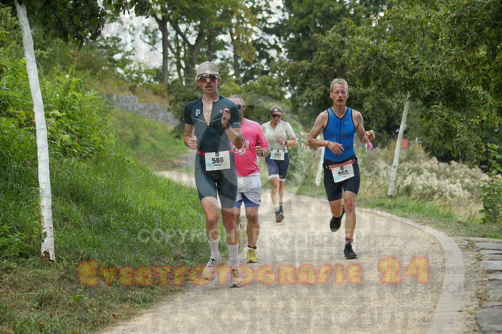 250824_1401_EX1_4667 | Sportfotografie im Rhein-Sieg Kreis, Köln, Bonn, NRW, Rheinland Pfalz, Hessen, etc. Unser Tätigkeitsfeld umfasst den Laufsport vom Volkslauf über den Marathon, Duathlon, Triathon bis zum Ultralauf wie Kölnpfad Ultra oder Schindertrail.