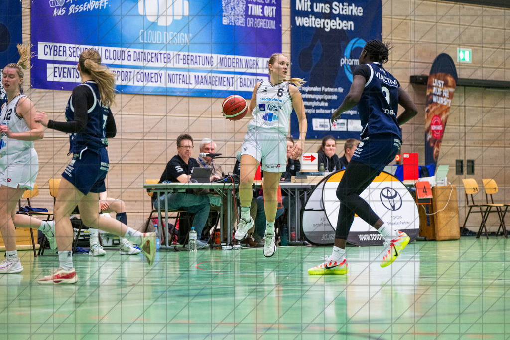 2. DBBL Nord 25/26 | Spieltag 02 | BBC Osnabrück vs. AstroLadies Bochum | 25.01.26: 2. DBBL Nord 25/26 | Spieltag 02 | BBC Osnabrück vs. AstroLadies Bochum / Osnabrück / Deutschland  //   CREDIT:www.bullenfotos.de, Martin König, Hörner Weg 40, D-49078 Osnabrück, +4917663732967 // Nutzung und Weitergabe nur zu den vereinbarten Zwecken. Presseanfragen an Ersteller. Alle Rechte beim Ersteller. Honorierung nach MFM. - Realisiert mit Pictrs.com