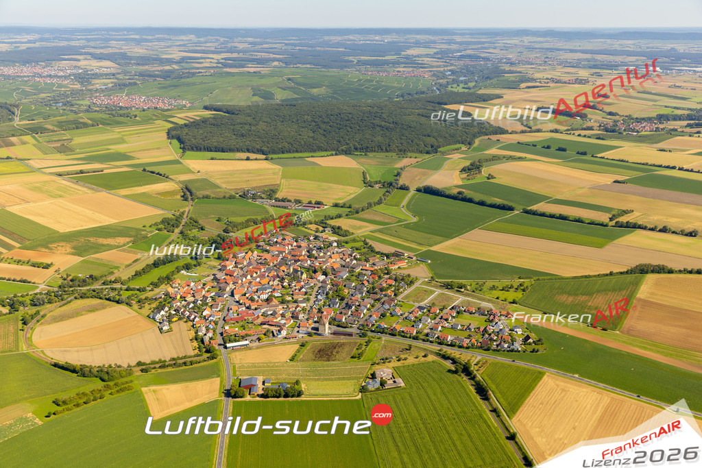 Das Luftbild zeigt :  Prosselsheim - Die Luftaufnahme wurde 2023 vom UL-Flugzeug aus erstellt ( keine Drohne ) - Hochauflösende Luftaufnahme - Für grossformatige Ausdrucke geeignet. Die Geschenkidee !Mit Lizenz und Bildrechte bestellbar