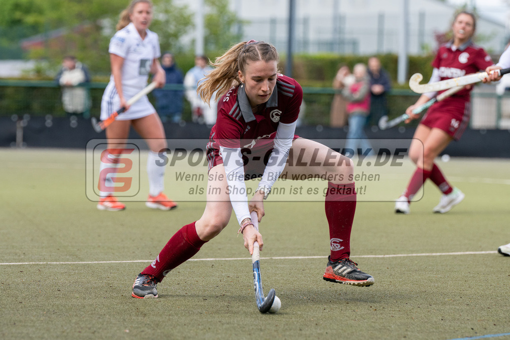 SFE_20240421_0144 | Düsseldorf, Deutschland, 21.04.2024:  in Aktion waehrend des Spiels der Feldhockey 1. Bundesliga Damen zwischen Düsseldorfer HC - Münchener SC im Düsseldorfer Hockeyclub 1905 e.V. am 21.04.2024 in Düsseldorf, Deutschland. (Foto von Stephan Fehrmann)

Düsseldorf, Germany, 21.04.2024:  in action during the game of Feldhockey 1. Bundesliga Damen between Düsseldorfer HC - Münchener SC in Düsseldorfer Hockeyclub 1905 e.V. at 21.04.2024 in Düsseldorf, Deutschland. (Foto von Stephan Fehrmann)
