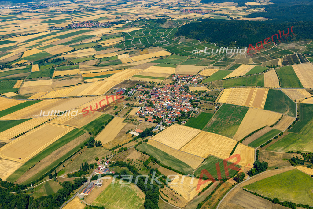 bullenheim-ippesheim-luftbild-2022-8834 | Aktuelles Luftbild von Bullenheim Ippesheim - Die Luftaufnahme wurde 2022 mittels UL-Flugzeug erstellt ( keine Drohne ) - hochauflösende Kamera-Systeme von  Canon -
Beste Qualität - Für grossformatige Ausdrucke geeignet. Die Geschenkidee !