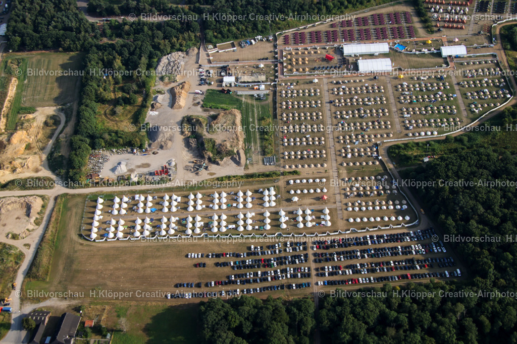 Weeze Parookaville 2022_ Creative_Airphotography H.Klöpper-6075 | Parookaville 2022 Weeze. Das größte Elektro Event Festival mit 220.000 Besucher. Zeltstadt - Realisiert mit Pictrs.com