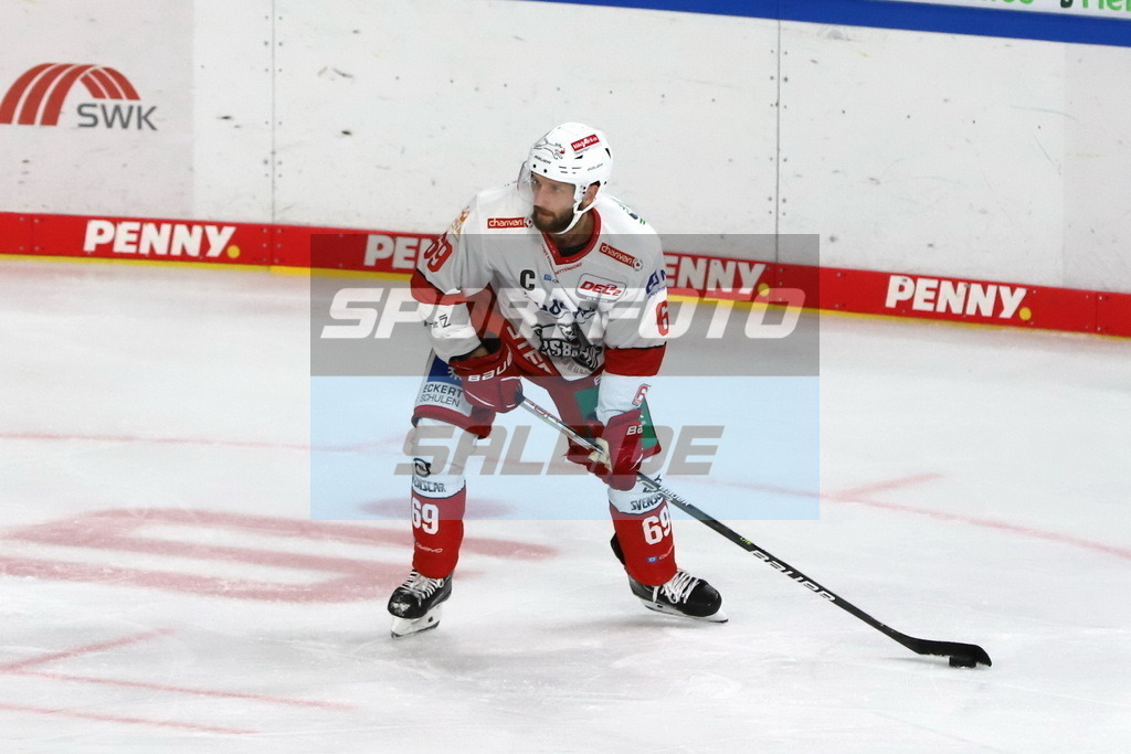 Nikola Gajovsky - EVR | Nikola Gajovsky - EVR - Realisiert mit Pictrs.com