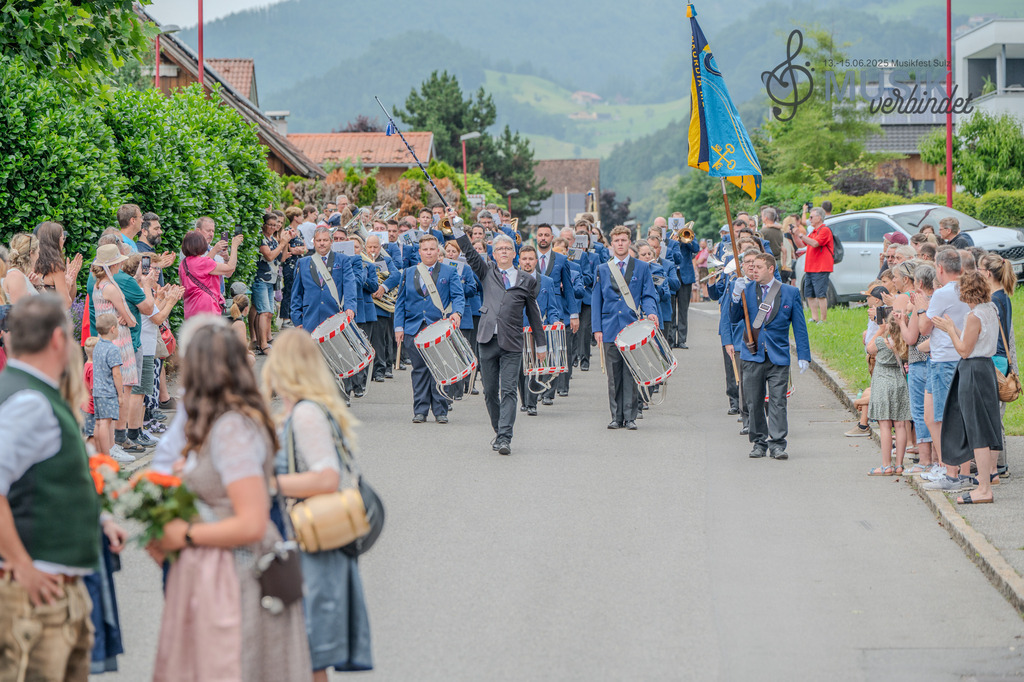 DSC_5689 | "Fussifoto.com – Ihr Ansprechpartner für hochwertige Fotografie! Entdecken Sie kreative Bilder und professionelle Dienstleistungen. Kontaktieren Sie uns für Ihre Projekte!"