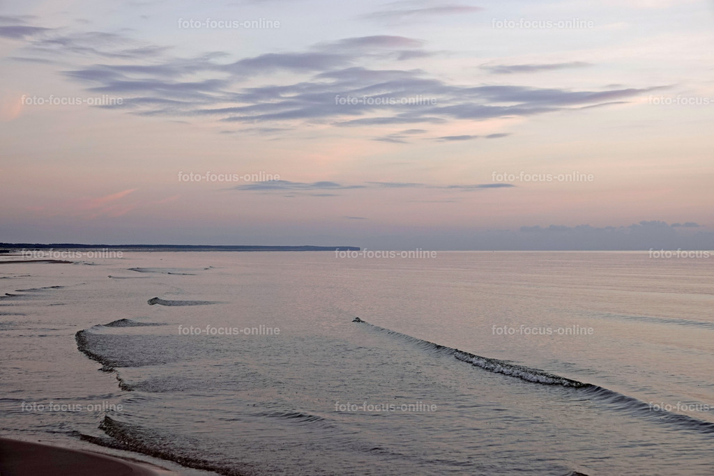 gentle waves on the way home | foto-focus-online