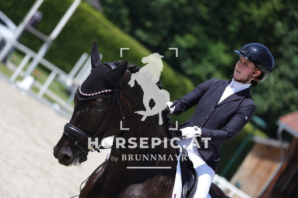 0P6A5222 | Willkommen bei Brunnmayr - Design & Fotografie – Ihrem Spezialisten für Reitturniere und Pferdeveranstaltungen in Oberösterreich, Salzburg und Bayern! Seit über 17 Jahren sind wir leidenschaftlich dabei.