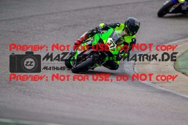 MaZZes_Fotomatrix_20240923_6007705_0478-2 | WEISS