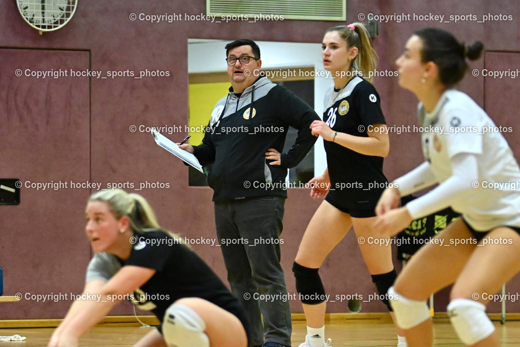 Askö Volley Eagles vs. Mühlviertel Volleys 17.12.2022 | HABJAN Danijel Headcoach Askö Villach, #26 KUVEK Iva