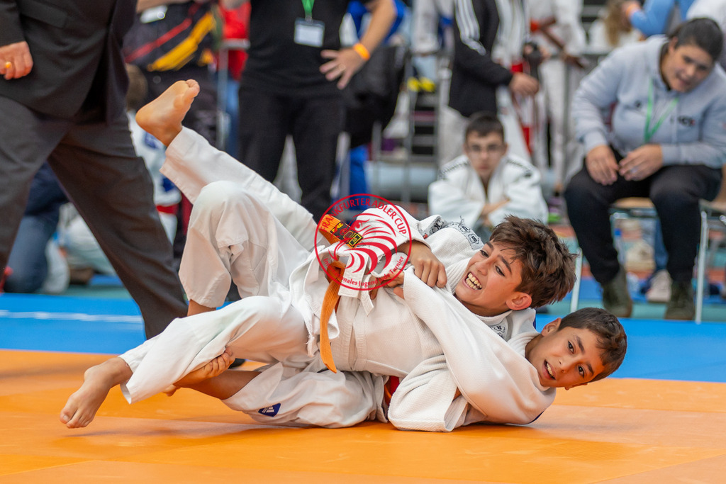 Internationaler Adler Cup 2024 | Foto vom Internationalen Adler Cup Judo Turnier im Sport- und Freizeitzentrum Kalbach im Oktober 2024 - Realisiert mit Pictrs.com