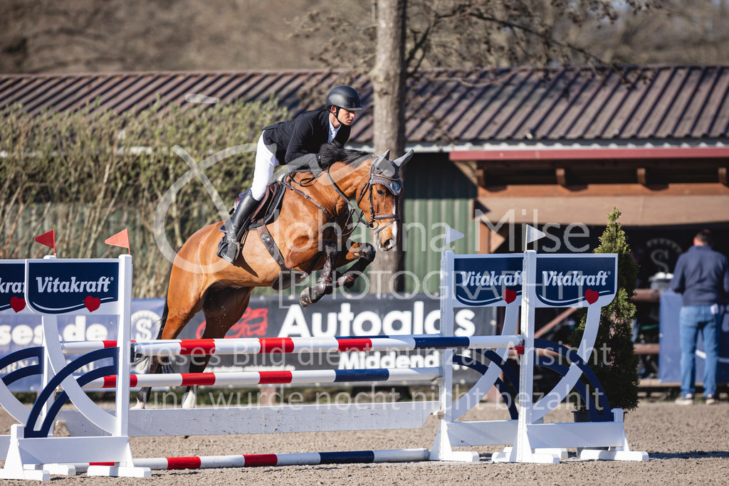 250408_Mühlen_SprPf-A2-212 | Deine schönsten Turniermomente als professionelle Fotos! Entdecke hochwertige Pferdesport-Fotografie im Online-Shop. Jetzt Fotos finden & bestellen!