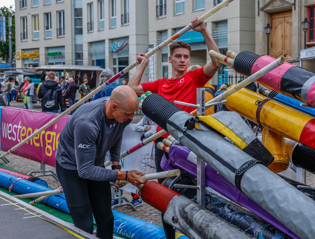 top-top.de 240913-058 | Foto, Video, Fotografie, Videografie, Fotobox, DJ, Discjockey, Musik, Musikbox, Veranstaltung, Photobooth, Amazon, Ebay, Buchtipp, Bestseller, Autor, Verlag, Buch, Wesel, Hamminkeln, NRW, Dinslaken, Rees, Drohne, Hochzeit, Party, Fotobox, Wesel, Fotograf