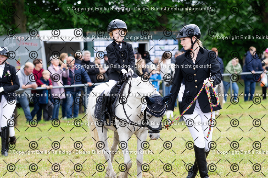 CL5A9260 | Emilia Reinking Fotografie - Realisiert mit Pictrs.com