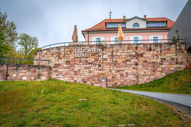 Leuchtenburg Kahla | Eingang zur Terrasse der Leuchtenburg, Seitenroda, Thüringen, Deutschland - Realisiert mit Pictrs.com