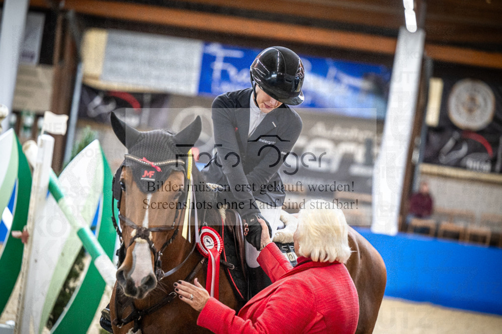 DOS_0011 | Entdecke hochwertige Reitturnierfotos von Foto Oger. Professionell, emotional und authentisch – jetzt Lieblingsmomente im Shop bestellen.Deutschlandweite Turnierfotografie. - Realisiert mit Pictrs.com