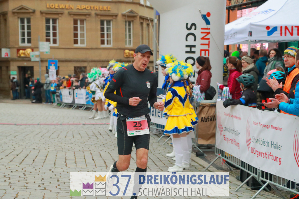 VR Bank Hauptlauf 10000m | 3 Koenigslauf 2023 - Realisiert mit Pictrs.com