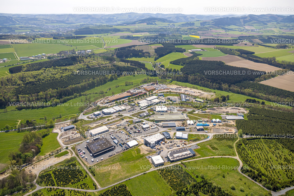Schmallenberg240505103BadFredeburg | Luftbild, Bad Fredeburg HolzGewerbepark, Altenhof Hochsauerland an der Bundesstraße B511, Wormbach, Schmallenberg, Sauerland, Nordrhein-Westfalen, Deutschland