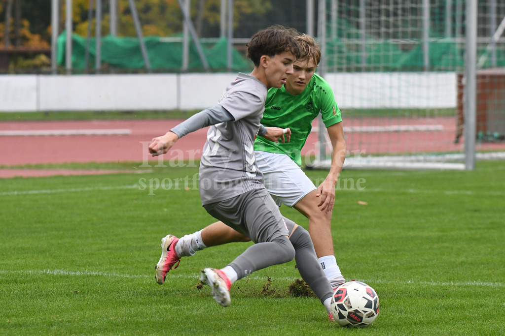 SpVgg GW U15 : Jahn Regensburg | Ha-Ri; Sportfotografie Ha-Ri; Sporfotografie Harry Rindler; Sport Deggendorf; Sportbilder Deggendorf; Sportfotos Deggendorf; Sportfotos Niederbayern; Sportbilder Niederbayern; Amateursport Niederbayern; Bayern;  - Realisiert mit Pictrs.com