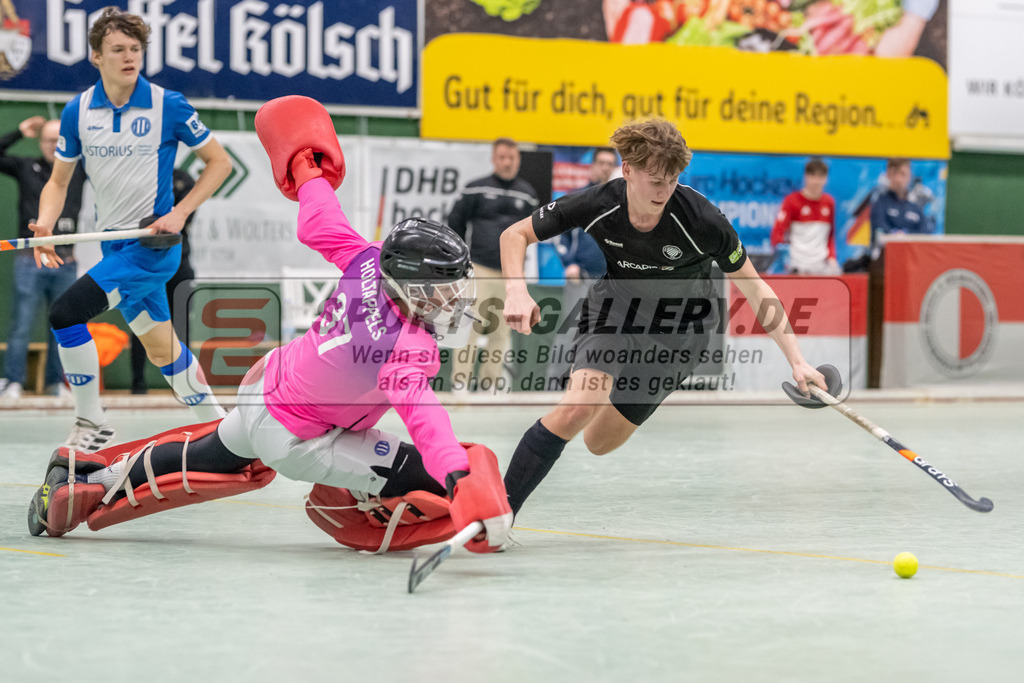 SFE_20230304_0072 | Deutsche Meisterschaft Männliche U16 Halle 2023 am 04.03.2023 in Köln (KTHC Stadion Rot-Weiss Köln Tennis and Hockey Club), Photo: Stephan Fehrmann 2022 (Sports-Gallery)