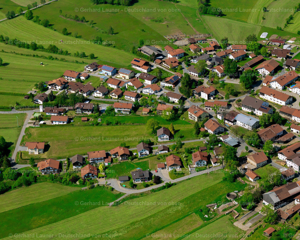 2724392 | Online-Shop für Luftbilder aus Deutschland. Seit über 45 Jahren baut Gerhard Launer das Luftbildarchiv mit unterschiedlichsten Themen stetig weiter aus.