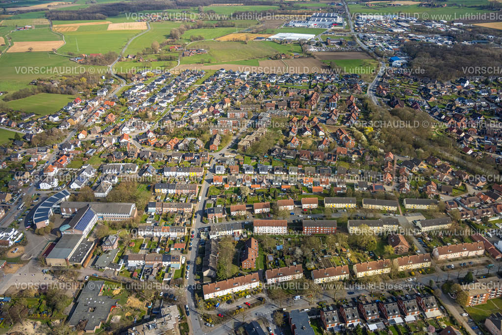 Selm260306974 | Luftbild, Ortsansicht mit Selma-Lagerlöf-Sekundarschule, Selm, Münsterland, Nordrhein-Westfalen, Deutschland