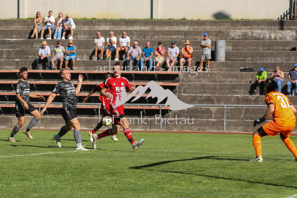 993T2090 | Medien- Sport- Entertainmentfotos