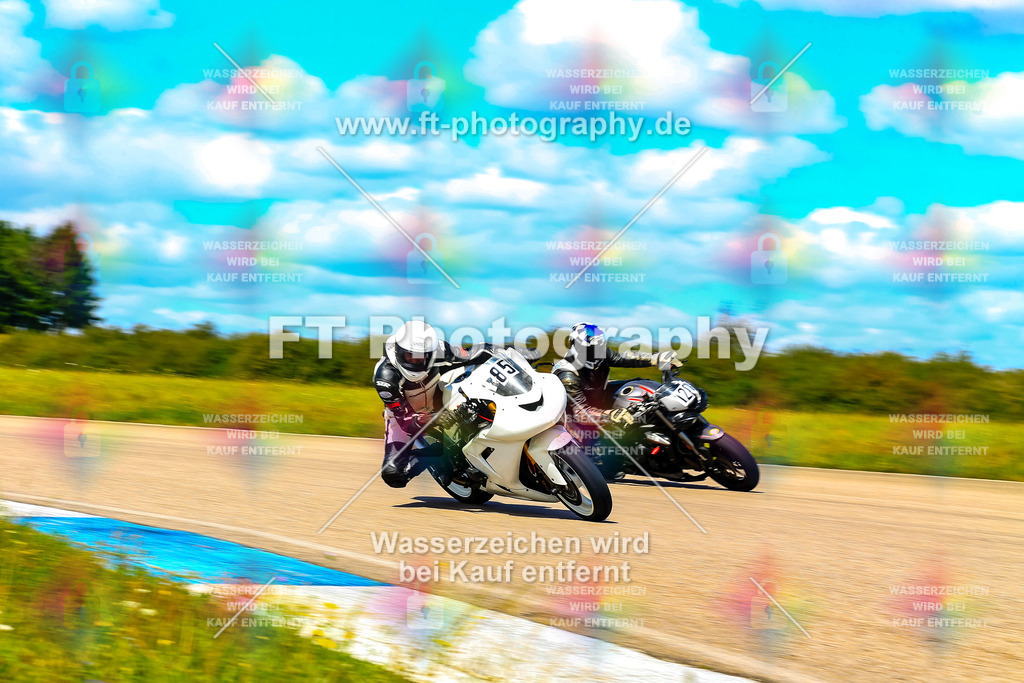 085-6297 | Hier findet Ihr Bilder von Touristenfahrten auf der Nürburgring Nordschleife oder von anderen Veranstaltungen die ich besucht habe. Viel Spass beim Durch Schauen 