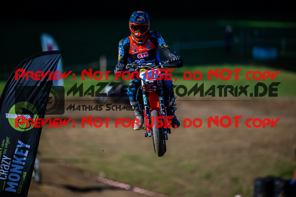 MaZZes_FotoMatrix_220903_9363 | S3