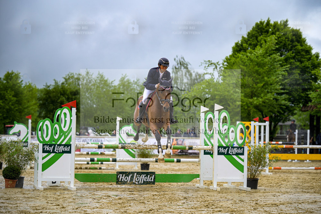 Reitturnier Lienen | Entdecke hochwertige Reitturnierfotos von Foto Oger. Professionell, emotional und authentisch – jetzt Lieblingsmomente im Shop bestellen. - Realisiert mit Pictrs.com